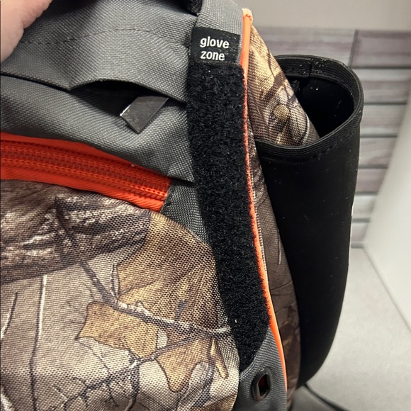 Easton Double Bat Bag/EquipmentCamouflage Black Backpack Orange Accents - Picture 7 of 12